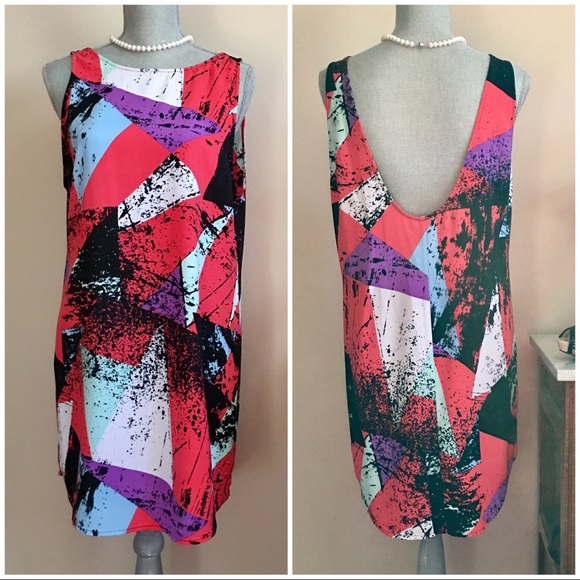 👗Playful scoop back Leith dress🌴 - Picture 1 of 5